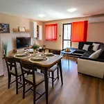 Alba Apartment *