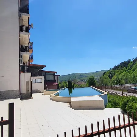Alba Apartment *