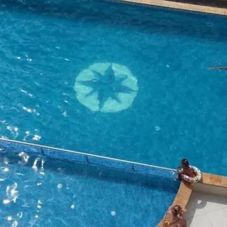 Alba 特里亚夫纳